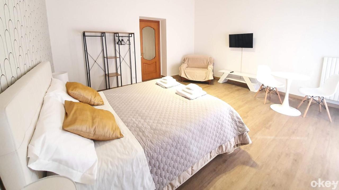 Twin Room Apulia Accommodation - Bari Policlinico Экстерьер фото